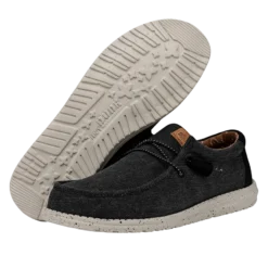Wally Washed Canvas - Black 10 Wally Washed Canvas - Black -Heydude Shop FW23 M 40296 001 WALLY WASHED CANVAS BLACK LEFT PAIROUTSOLE